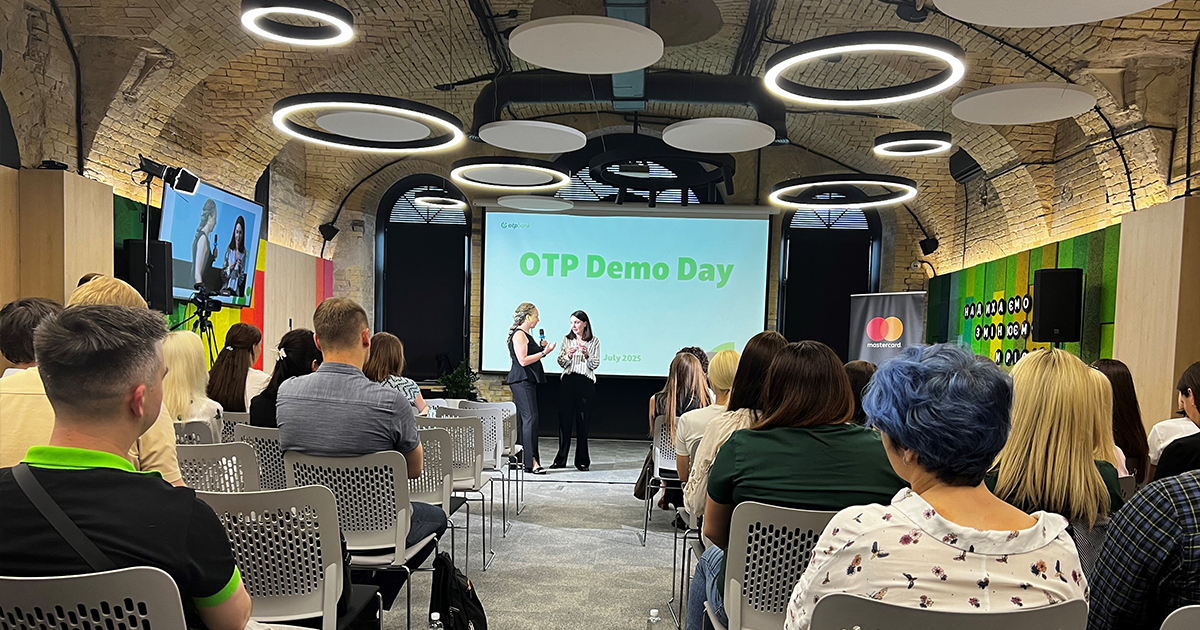 Demo Day ІІQ в ОТП БАНК: робота з ШІ, успіхи команд та диджитал-плани
