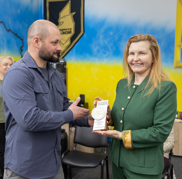 «Жінка, яка надихає»: ОТП БАНК долучився до проєкту для військовослужбовиць 