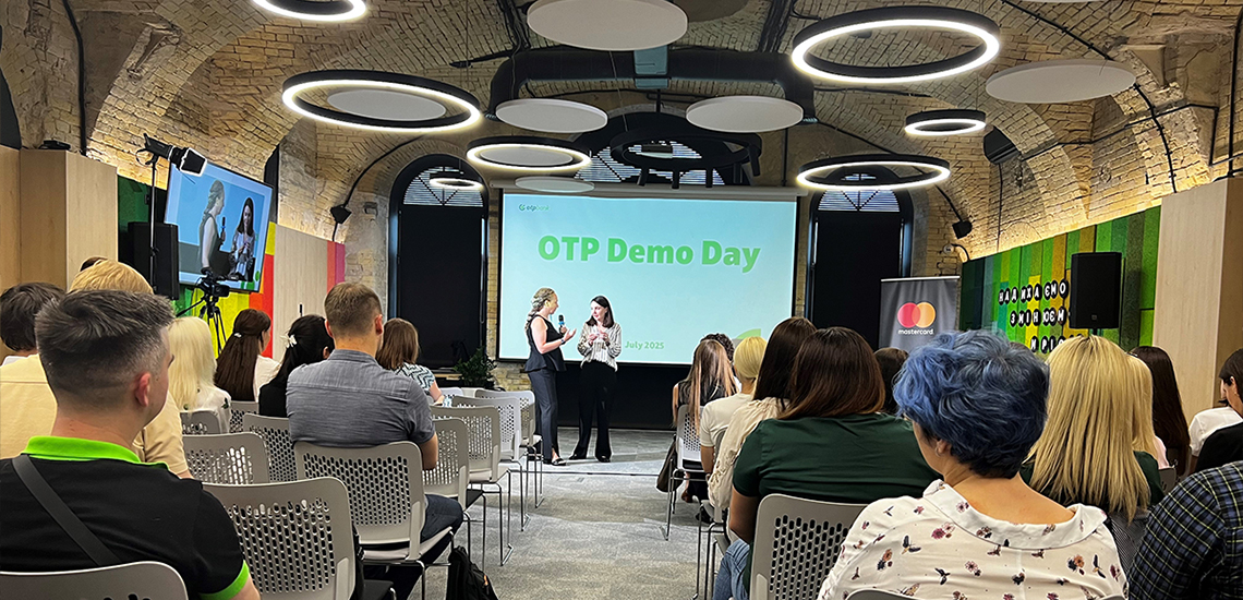 Demo Day ІІQ в ОТП БАНК: робота з ШІ, успіхи команд та диджитал-плани