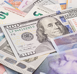 Невелика різниця між готівковими та безготівковим курсами валют зберігатиметься – експерт ОТП Банку